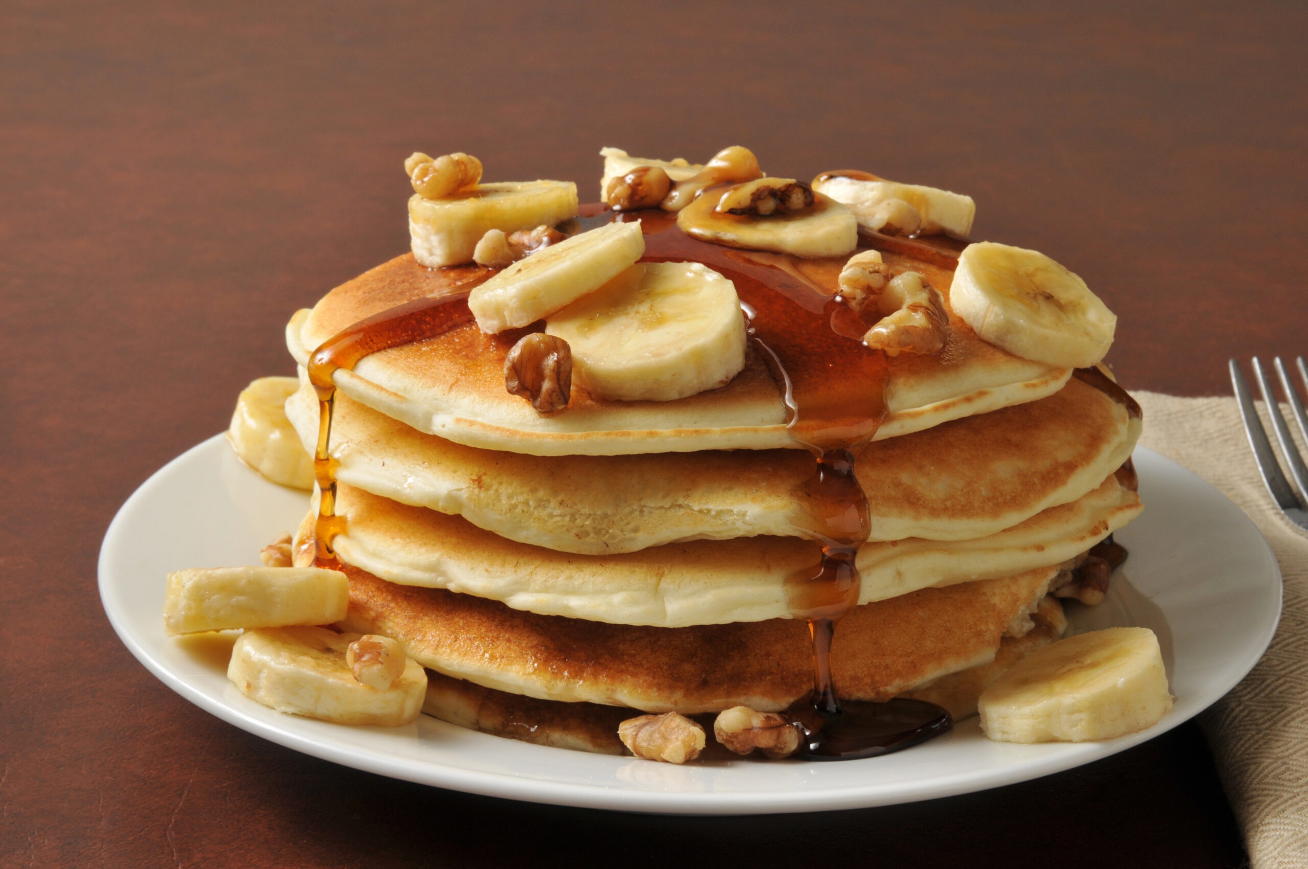 Banana-Nut Maple Pancakes